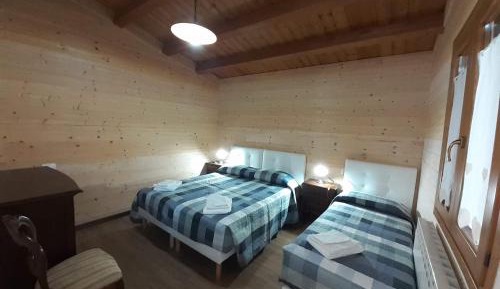 Triple Room with Mountain View