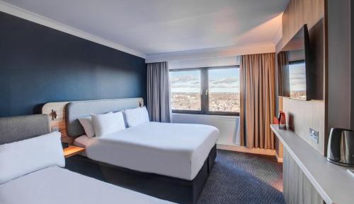 Standard Double Room with Sofa Bed and Free Hot Breakfast