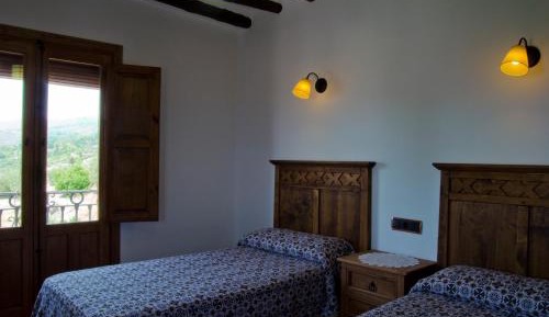 Deluxe Holiday Home (4 Adults)