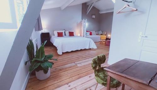 Triple Room with Private Bathroom