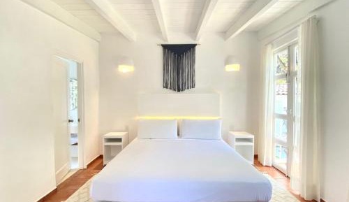 King Room with Balcony