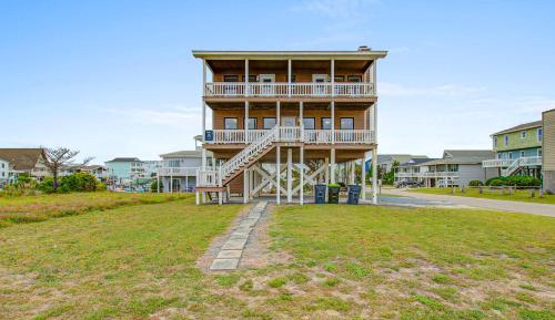 Four bedroom holiday home 