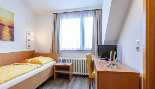 Small Single Room
