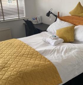 Large Double Room