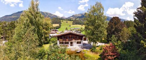Holiday Home with Bath