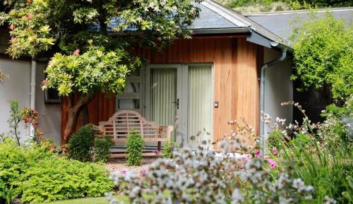 Superior One-Bedroom Holiday Home