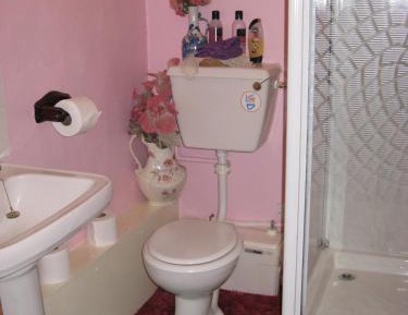 Twin Room with Shower