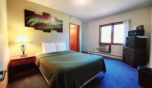 Deluxe Queen Room with Two Queen Beds