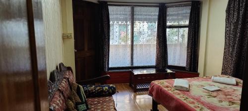 Family Room with Mountain View
