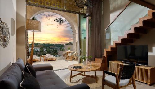 Black Pearl Maisonette with Outdoor Heated Plunge Pool & Hydromassage - Sea View