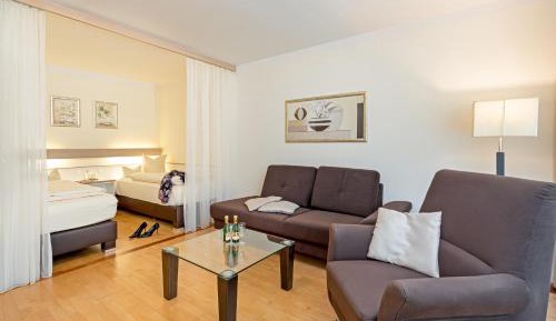One-Bedroom Apartment (2 Adults)