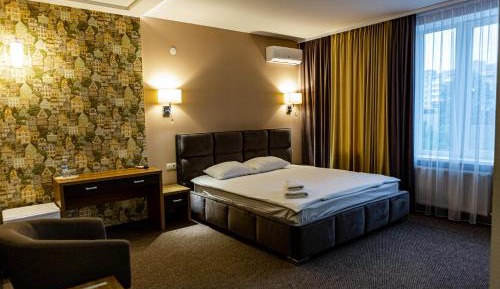 Superior King Room