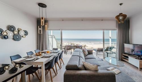 Three-Bedroom Superior Apartment