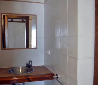 Twin Room with Private Bathroom