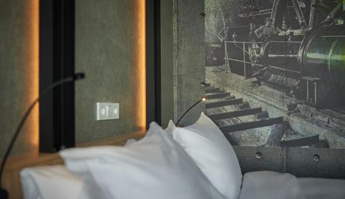 City Twin Room