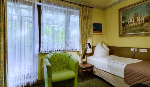 Standard Single Room