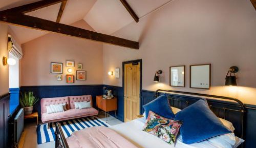 Standard King Room