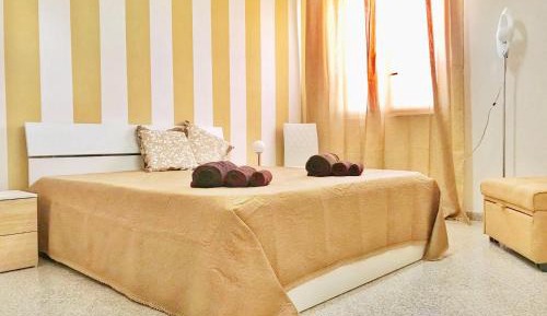Double Room with Shared Toilet