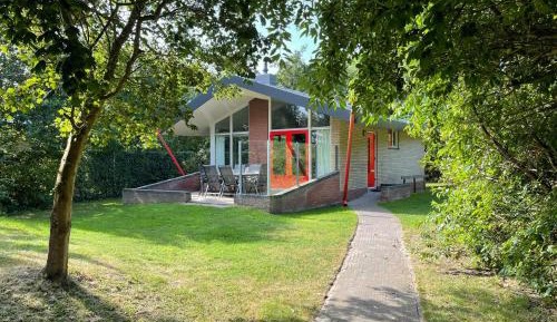 Three-Bedroom Bungalow with Sauna