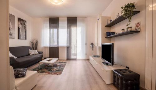 Three-Bedroom Superior Apartment