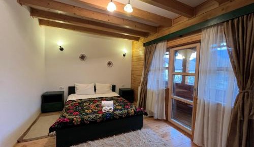 Queen Room with Balcony