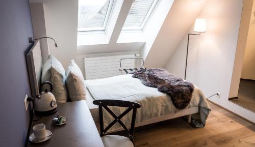 Single Room with Bathroom