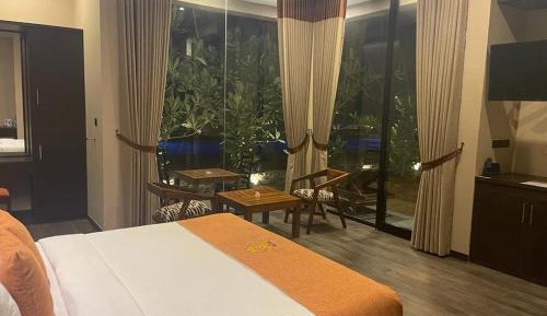 Double Room with Pool View