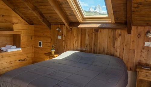 Studio with Mountain View