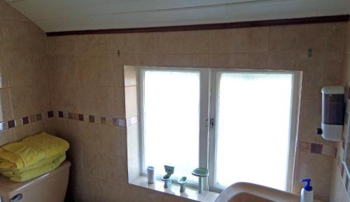 Economy Triple Room with Shared Bathroom