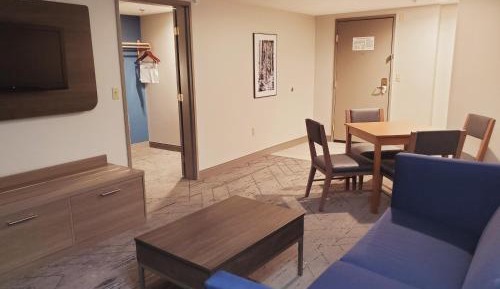Executive King Suite