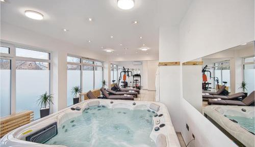 Four-Bedroom Holiday Home