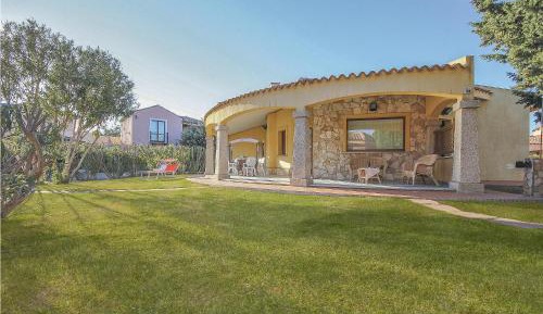 Two-Bedroom Holiday Home