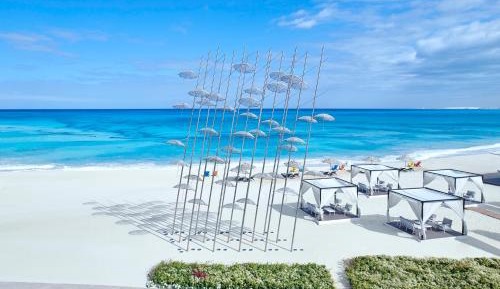 Deluxe Room With Beach Access