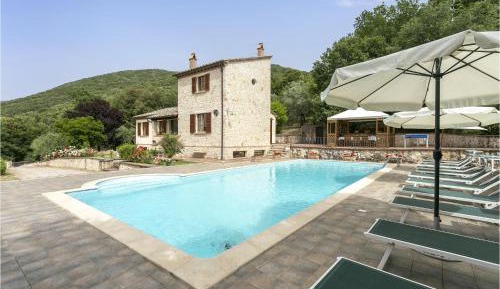 Five-Bedroom Holiday Home