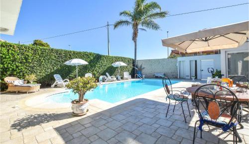 Four-Bedroom Holiday Home