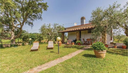 One-Bedroom Holiday Home