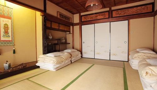 Japanese Style Room with Shared Bathroom