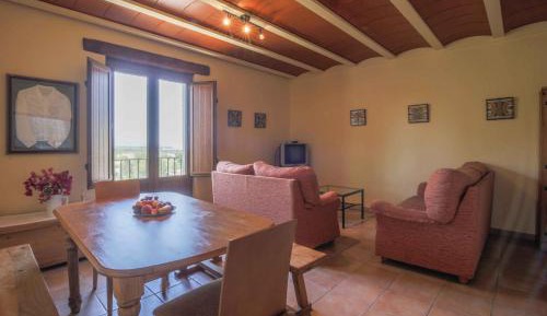 Two-Bedroom Apartment (4 Adults)