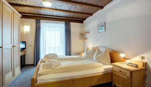 Standard Double or Twin Room with Balcony
