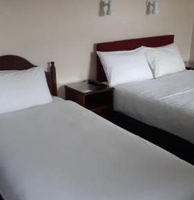 Triple Room with Private Bathroom