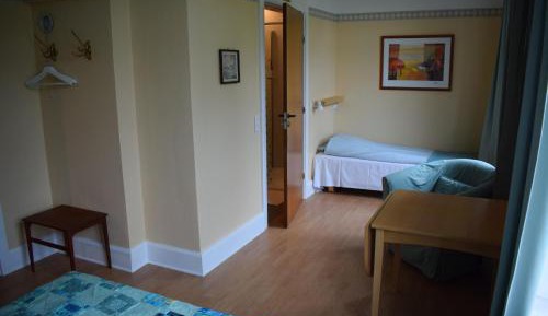 Triple Room with Private Bathroom