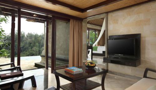 Special Offer - Royal Pool Villa with Complimentary one-time Floating Breakfast