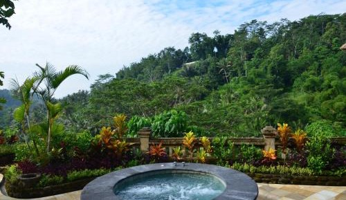 Royal Spa Villa with Daily 60-Minutes Massages