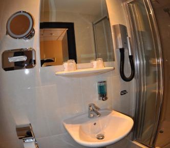 Small Double Room with Shower 