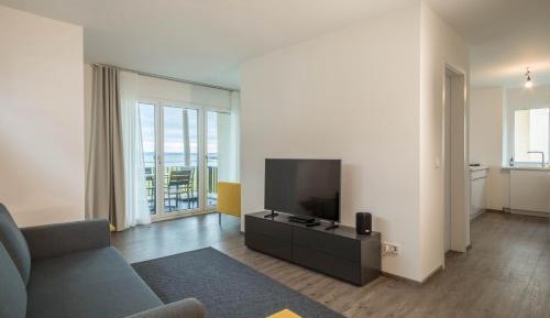 Superior One-Bedroom Apartment with Balcony