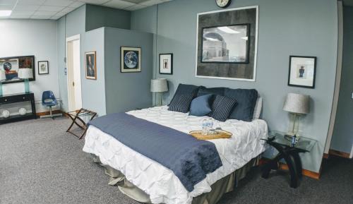 Deluxe Double Room (2 Adults + 1 Child)