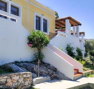 Bungalow (4 Adults)