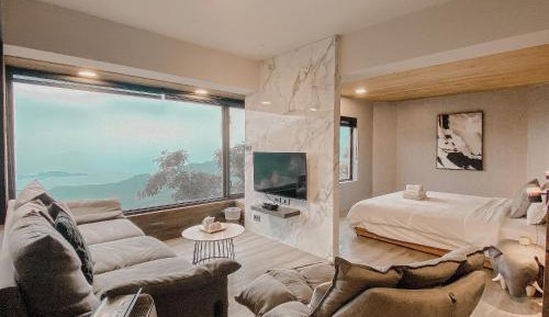 Junior Suite with Ocean View