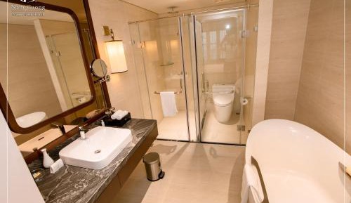 King Room