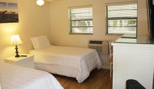 Small Twin Room